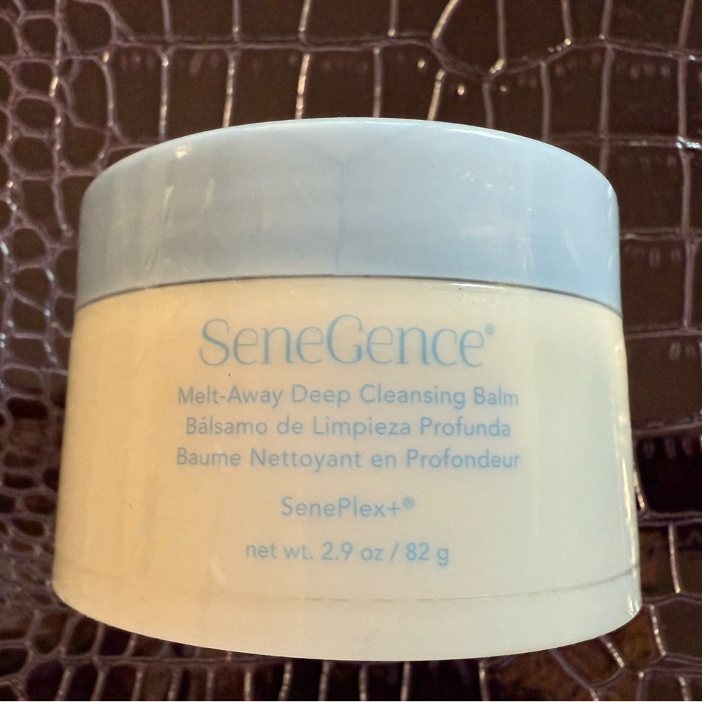 SeneGence Melt-Away Deep Cleansing Balm - Cream and Blue